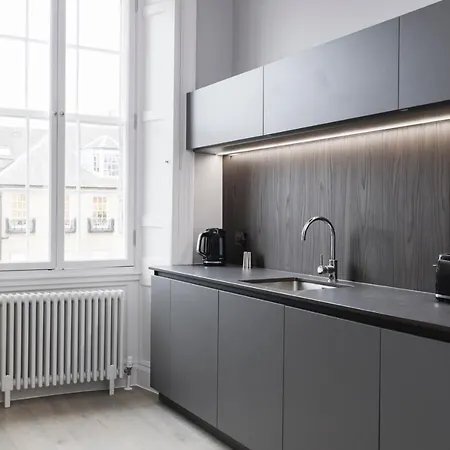 Apartament Joivy Luxurious On Notable George Street *
