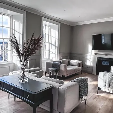 Super Modern & Stylish, Luxury 2 Bedroom Apt Appartement Édimbourg
