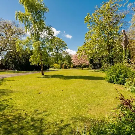 Feriehus Drylaw House, Grade A Listed Mansion Near Centre