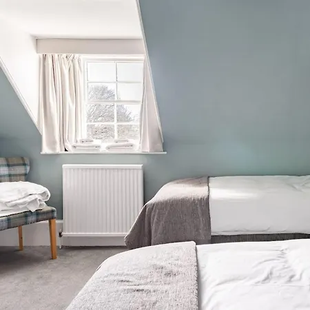 Feriehus Drylaw House, Grade A Listed Mansion Near Centre Edinburgh