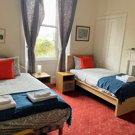 Airdenair Bed and breakfast