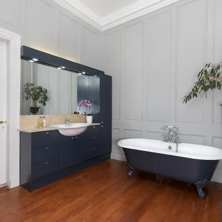 Drylaw House, Grade A Listed Mansion Near Centre Feriehus Edinburgh