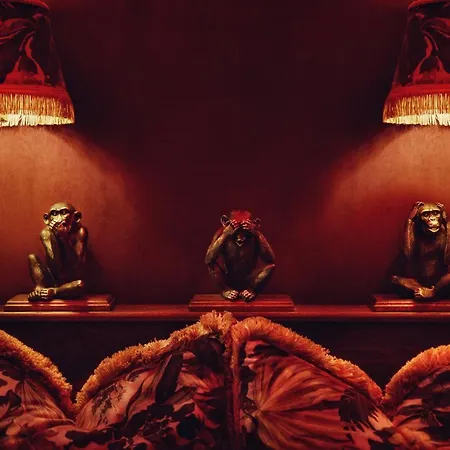 House Of Gods Royal Mile Hotel 4*