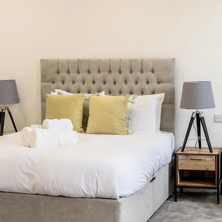 Refurbished Studio Next To The Royal Mile Edinburgh