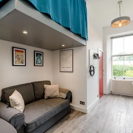 Semesterbostad Luxury Architect Designed 13 Mins To Royal Mile