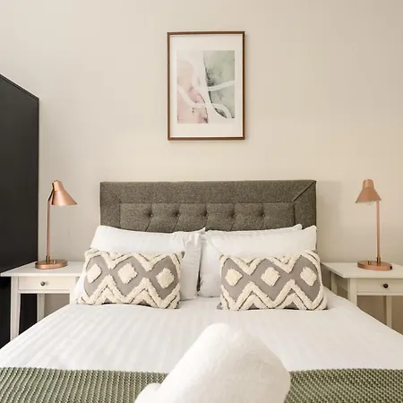 Apartamento Spacious&Bright 2BDR 2BA Apartment *