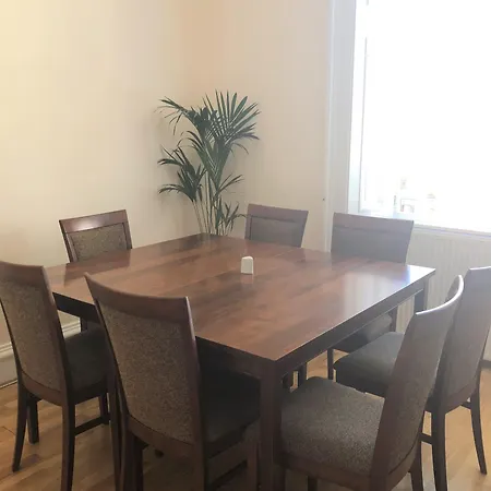 Hotel apartamentowy Cairn & 3*