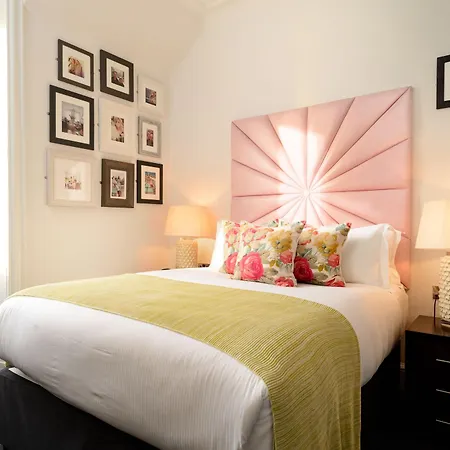 Black Ivy Hotel 4*