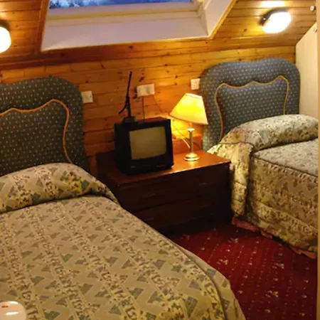 House Hotel 3*