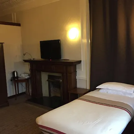 House Hotel