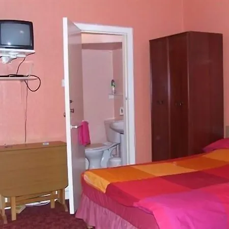 Sakura Hotel