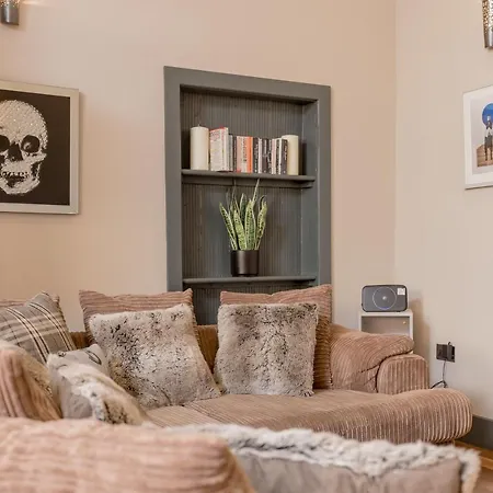 Bohemian Luxury In The Heart Edinburghs Leith District Lägenhet