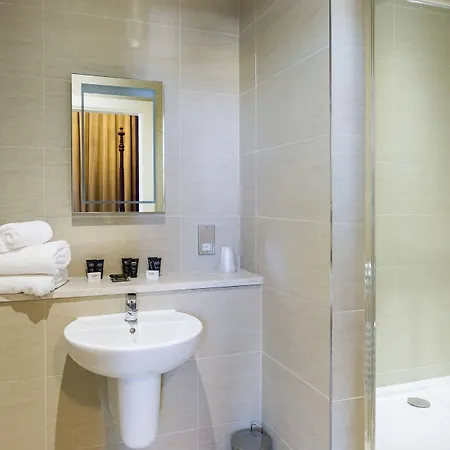 Ballantrae Hotel 3*