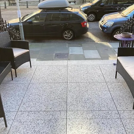 Eliza House 3* Edinburgh