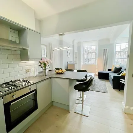 דירה Modern & Spacious 1 Bed Apt, West End אדינבורו