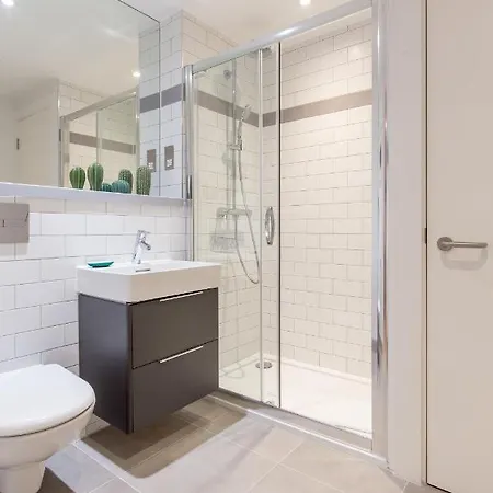 Apartment Sophisticated Studio For 2 W/ Edin Castle Views *