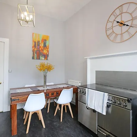 The Forrest Road Edinburg