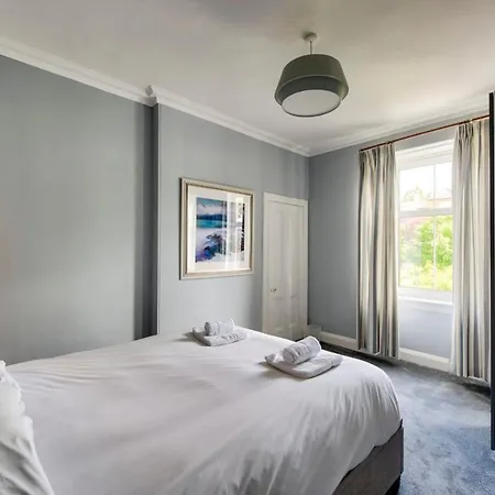 Guestready - Cozy In One Of The Most Beautiful Streets Of Apartment Edinburgh