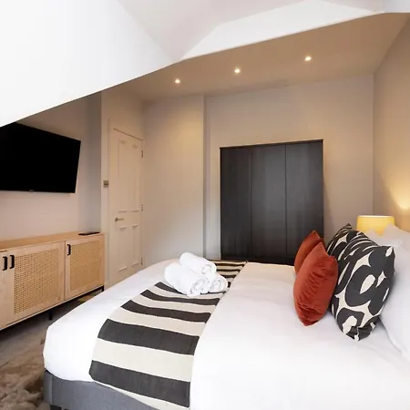 Joivy Luxury Flat Near Castle