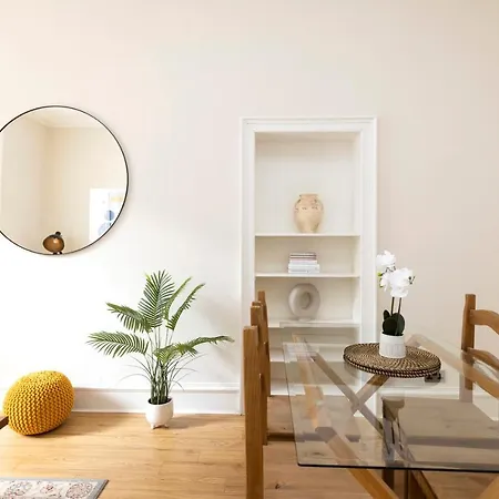 Joivy Chic Near Stockbridge Market Apartament