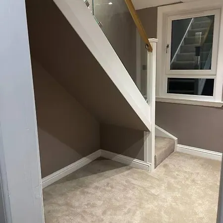 Сasa de vacaciones Lovely Three Bedroom Upper Edimburgo