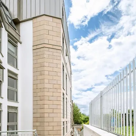 Modern Studio Apartments At Murieston Crescent In Edinburgh 아파트