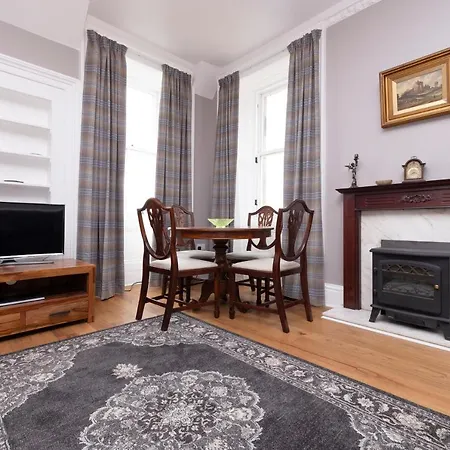 Joivy Cozy Near Castle Appartement