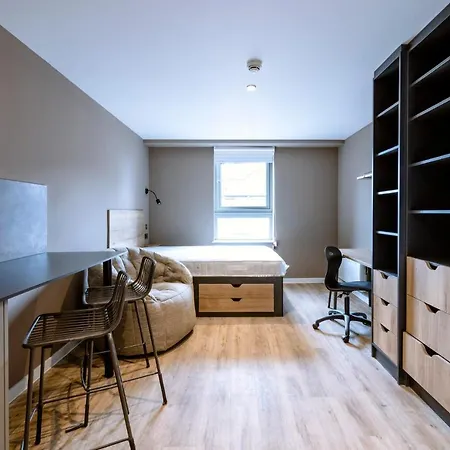 Modern Studio Apartments At Murieston Crescent In Edinburgh 아파트