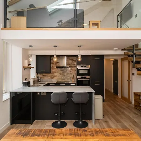 Апартаменты 2bd Loft Style - - Free Parking - Pass The Keys *