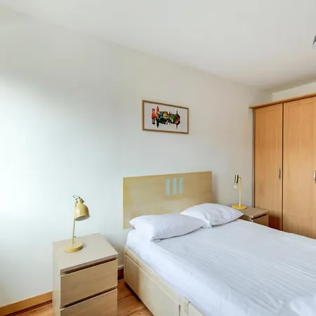 Appartamento Guestready - Spacious Apt Near The City Centre Edimburgo