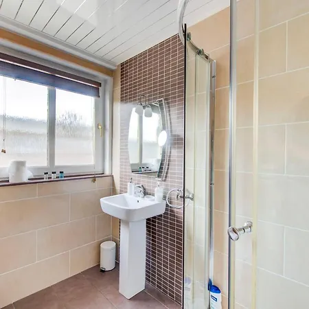 Guestready - Spacious Apt Near The City Centre Edimburgo