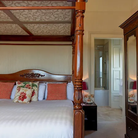 Hotel Braid Hills 3*