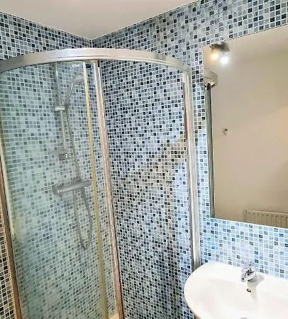 Apartment Modern Spacious 3 Bedroom Centre - Free Parking - Private Balcony - Excellent Service Edinburgh