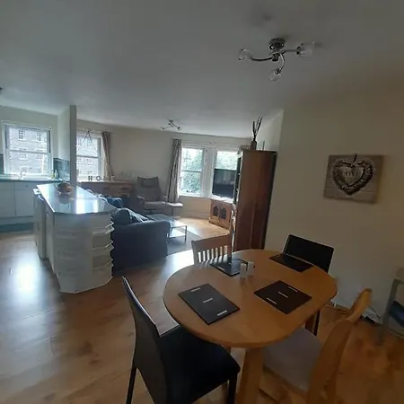 Apartman 3 Bedrooms Flat In Central Old Town , Grassmarket Heart Of Flat Sleeps 6 , Eh1 *