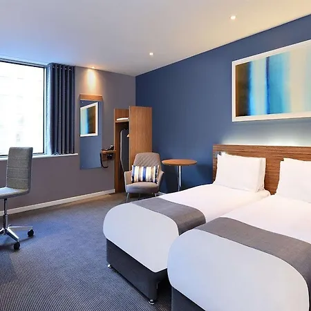Travelodge מלון 3*