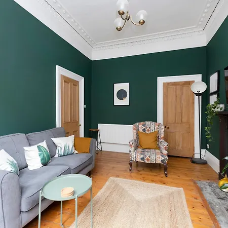 Altido Striking Apt Near Fountain Park Apartment Edinburgh