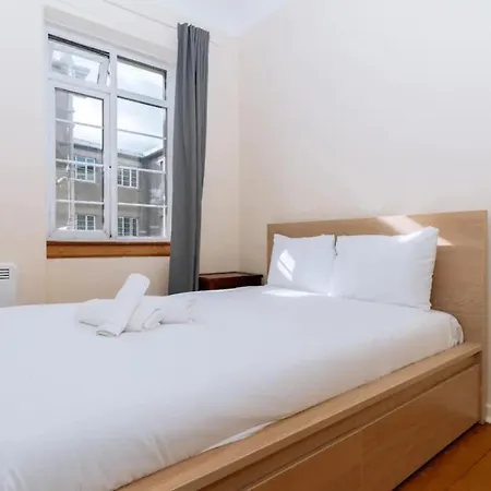 Cosy 2 Bedroom Flat In Craigleith * Edinburgh