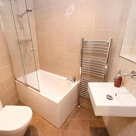 Altido Striking Apt Near Fountain Park Apartment Edinburgh