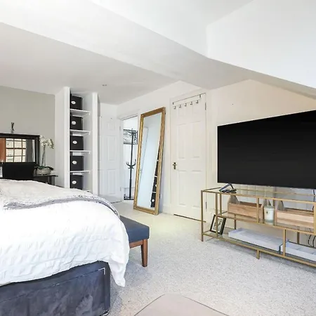 아파트 Luxury 3 Bed Royal Mile 에든버러