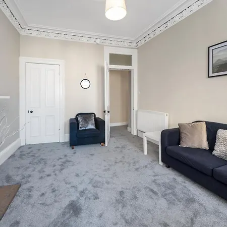 2 Bedroom Centre - Royal Mile - Castle & Waverley Train Station - Sleeps 4 Apartament *