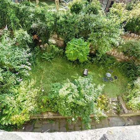 2 Bedroom Centre - Royal Mile - Castle & Waverley Train Station - Sleeps 4 * Edynburg