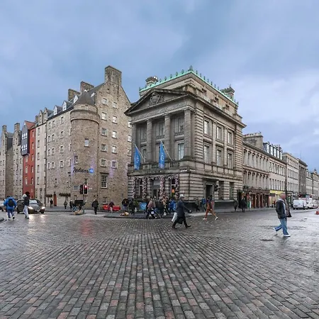 아파트 Luxury 3 Bed Royal Mile
