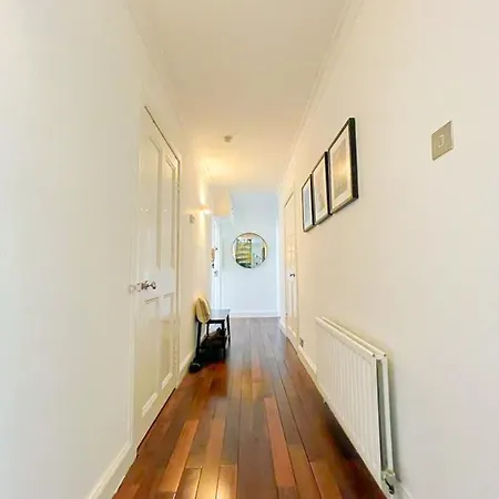 Exquisite & Lively With Fireplace & Panoramic Views