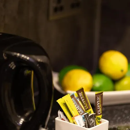 New 3-bedroom Close To Centre * Edimburgo