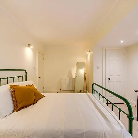 Super Castle Basement Daire *