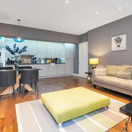 St. Germain - Spectacular West End 2br-1ba, Near Haymarket - Private Entrance & Courtyard By Bonjour Residences * Edimburgo