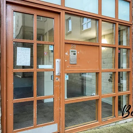 Villette - Spacious 2br-2ba Near Pilrig Park - Free Parking By Bonjour Residences Edinburgh
