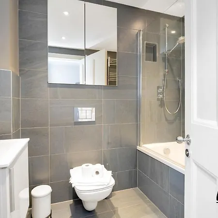 St. Germain - Spectacular West End 2br-1ba, Near Haymarket - Private Entrance & Courtyard By Bonjour Residences *