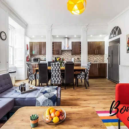 Bastille Suite- 4br-3ba, Free Off-site Parking By Bonjour Residences Edimburgo