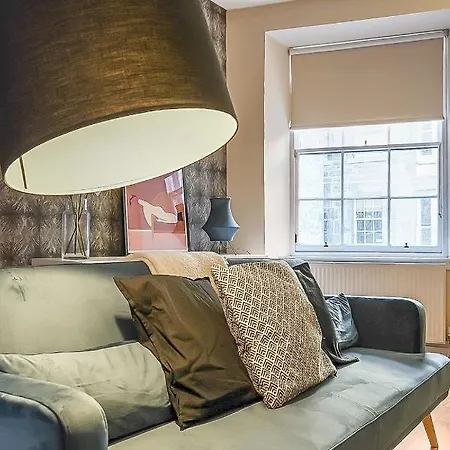 Spacious 2br-1ba - Grassmarket - Free Parking By Bonjour Residences *